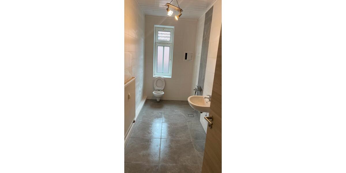 Erdgeschoßwohnung Krayenberggemeinde - 5 Zimmer, 120 m&sup2;, 900&euro; | Angebot:24826874