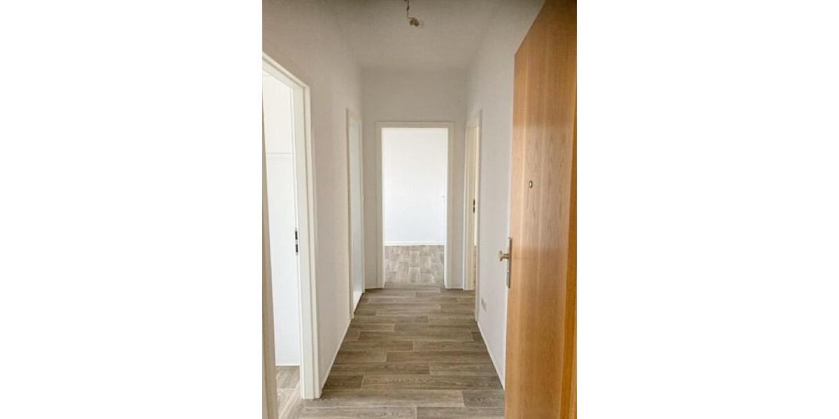 Etagenwohnung Hermsdorf - 3 Zimmer, 60 m&sup2;, 350&euro; | Angebot:25648744