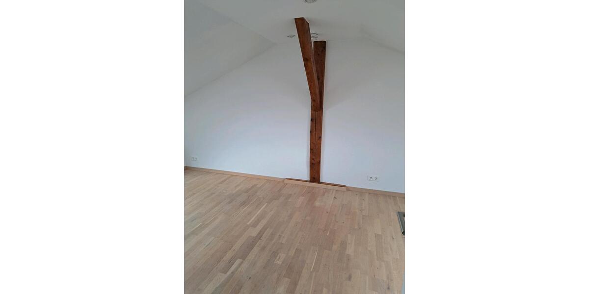 Dachgeschoßwohnung Hildesheim Bockfeld - 2 Zimmer, 45 m&sup2;, 495&euro; | Angebot:26386019