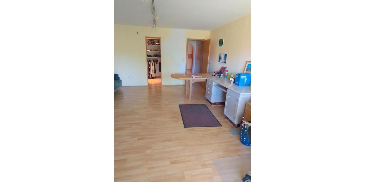 Erdgeschoßwohnung Kaufbeuren - 5 Zimmer, 180 m&sup2;, 1.690&euro; | Angebot:26678784