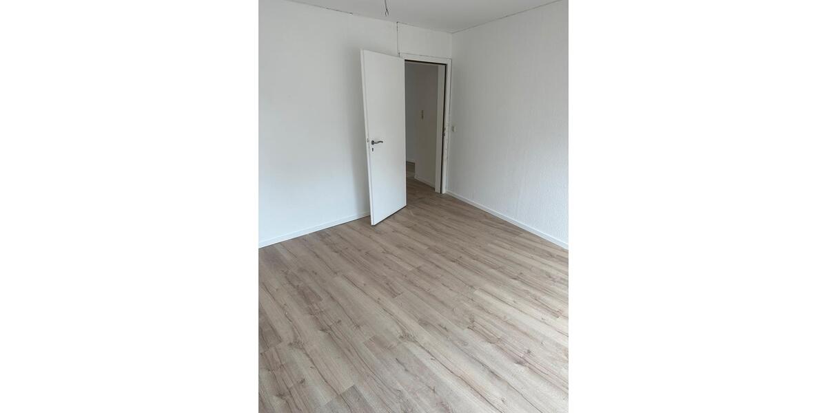 Dachgeschoßwohnung Walsrode - 5 Zimmer, 150 m&sup2;, 1.200&euro; | Angebot:26343108
