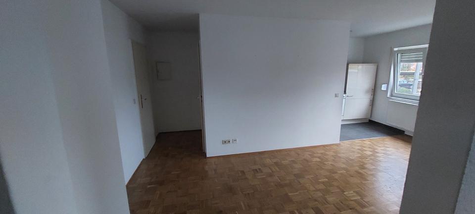Hochparterre Heilbronn Kernstadt - 2 Zimmer, 38 m&sup2;, 500&euro; | Angebot:25219352