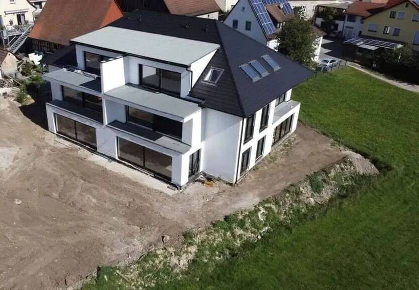 ?? Helle 1-Zimmer-Wohnung mit Terrasse in Schnaittach bei Nürnberg.