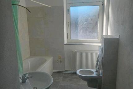 *Profisionsfrei* 4 Zimmer-Küche-Bad