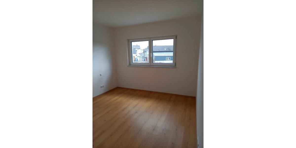 Etagenwohnung Pocking - 3 Zimmer, 73 m&sup2;, 714&euro; | Angebot:26133106