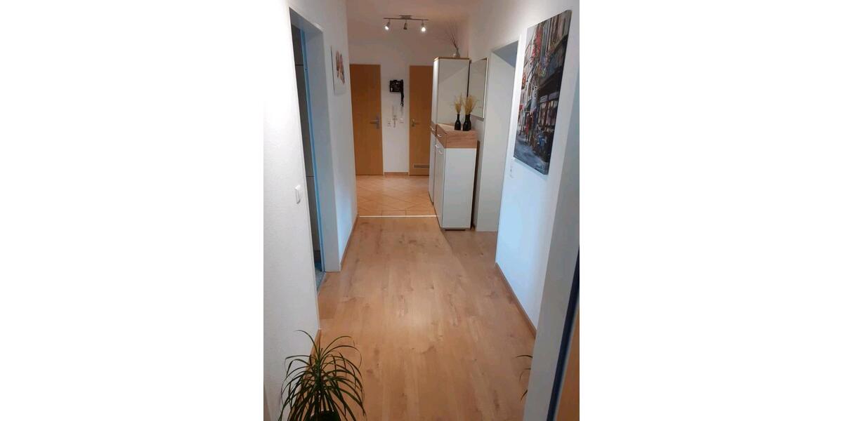 4 Zimmer Wohnung in Zell a. H. zu vermieten 4 zimmer