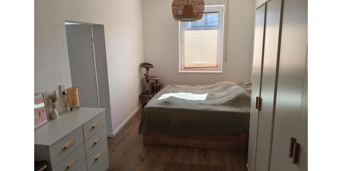 Erdgeschoßwohnung Eschwege - 3 Zimmer, 80 m&sup2;, 520&euro; | Angebot:26295131