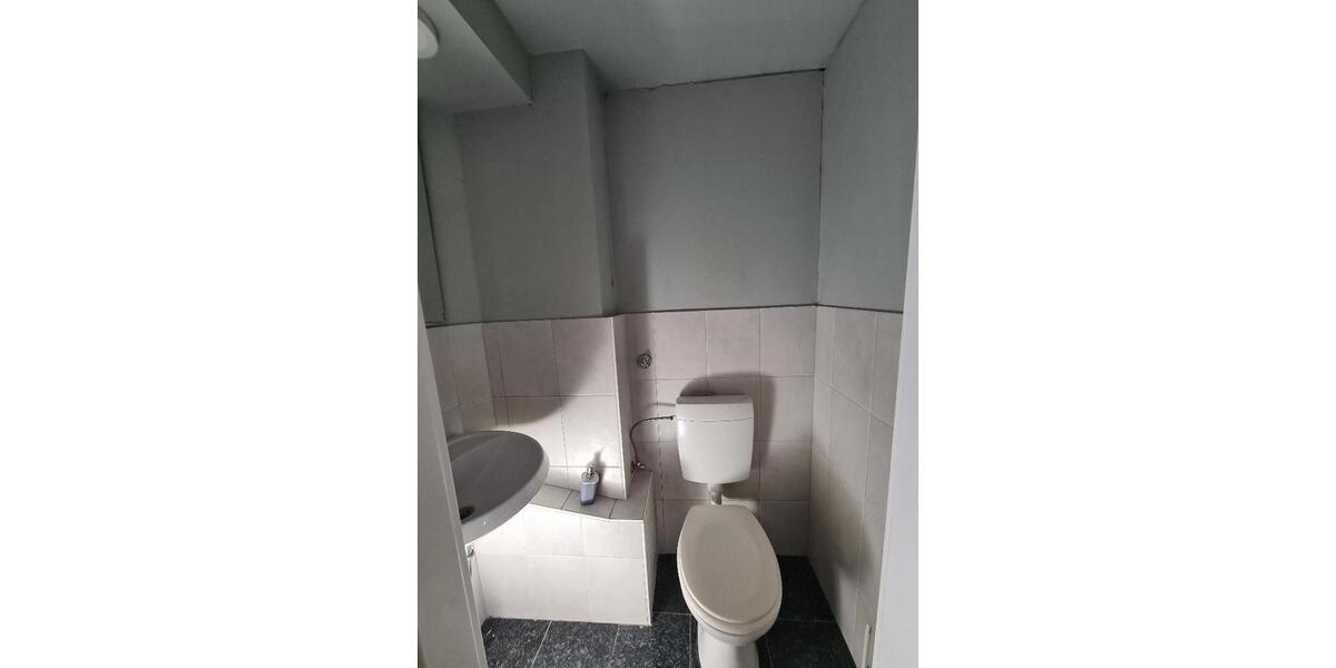 Maisonettenwohnung Wuppertal Arrenberg - 6 Zimmer, 142 m&sup2;, 1.300&euro; | Angebot:26705675