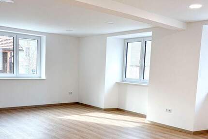 Wohnung Estenfeld - 3 Zimmer, 103 m&sup2;, 1.235&euro; | Angebot:25731313