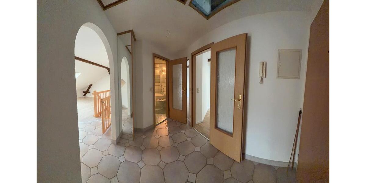 Maisonettenwohnung Bad Schandau - 5 Zimmer, 110 m&sup2;, 1.200&euro; | Angebot:26084891