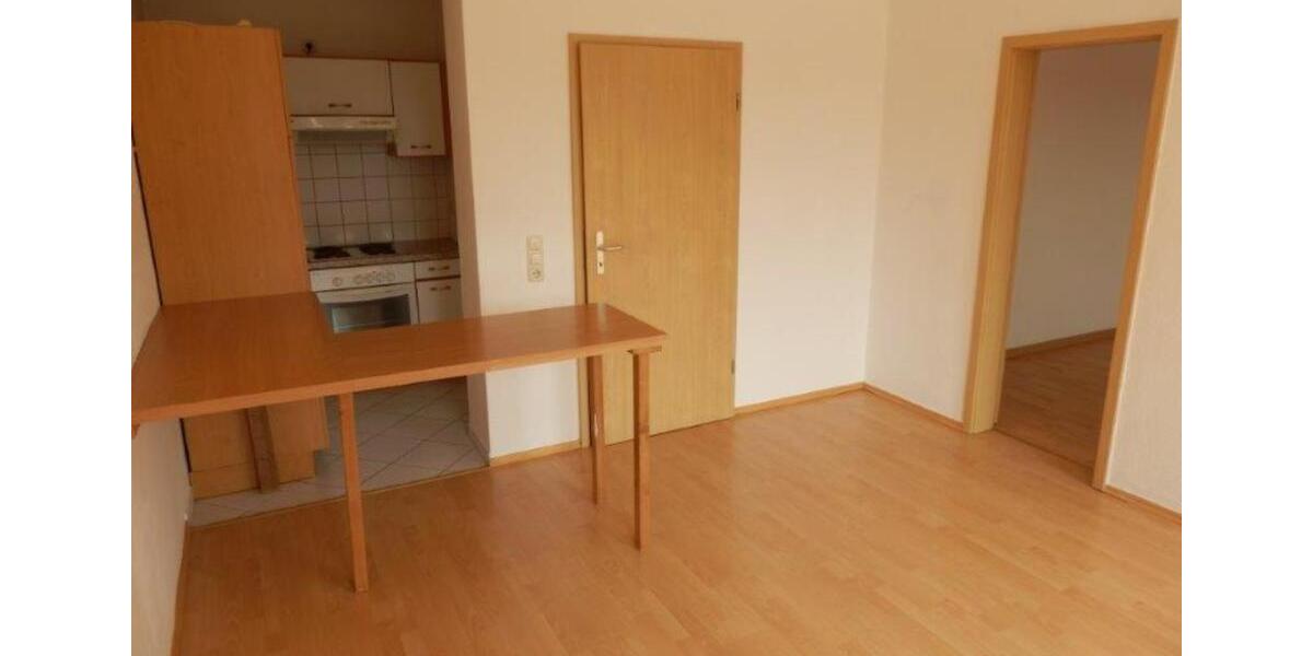 Hochparterre Neustadt in Sachsen - 2 Zimmer, 40 m&sup2;, 265&euro; | Angebot:24863269