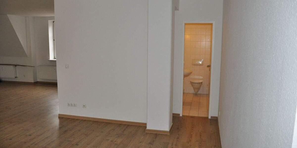 Etagenwohnung Stralsund Altstadt - 2 Zimmer, 105 m&sup2;, 985&euro; | Angebot:24578168