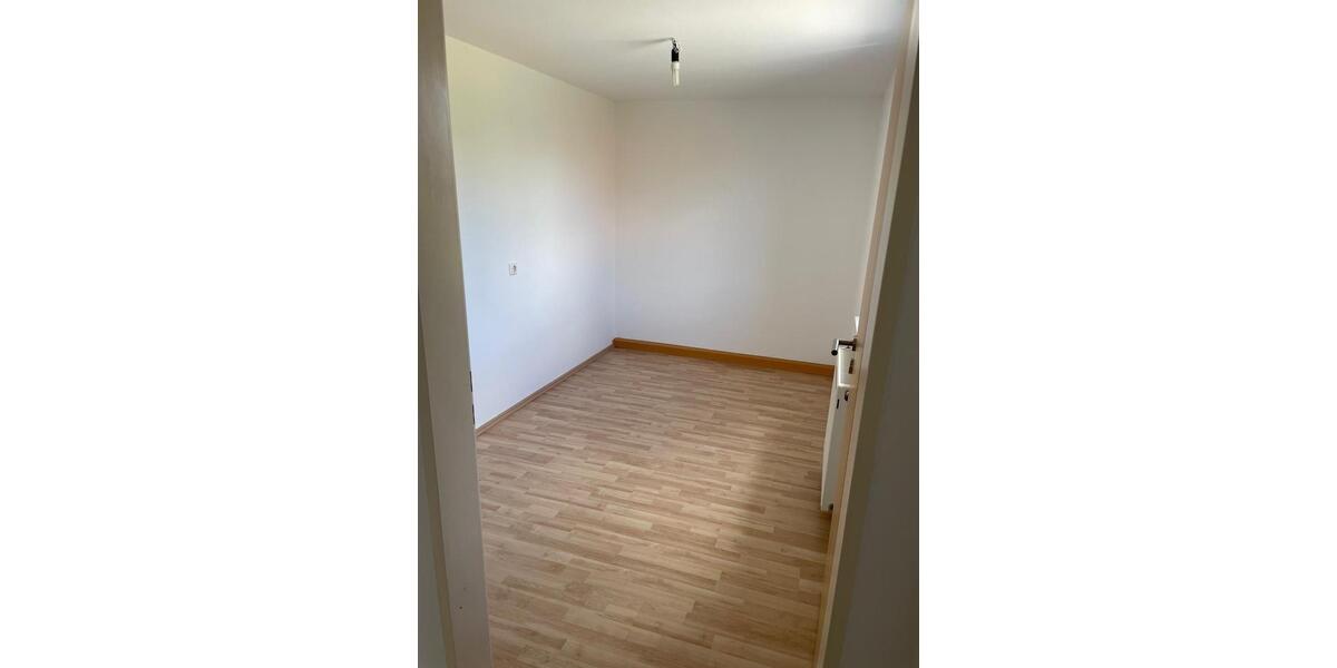 Etagenwohnung Waal - 3 Zimmer, 80 m&sup2;, 980&euro; | Angebot:26557024