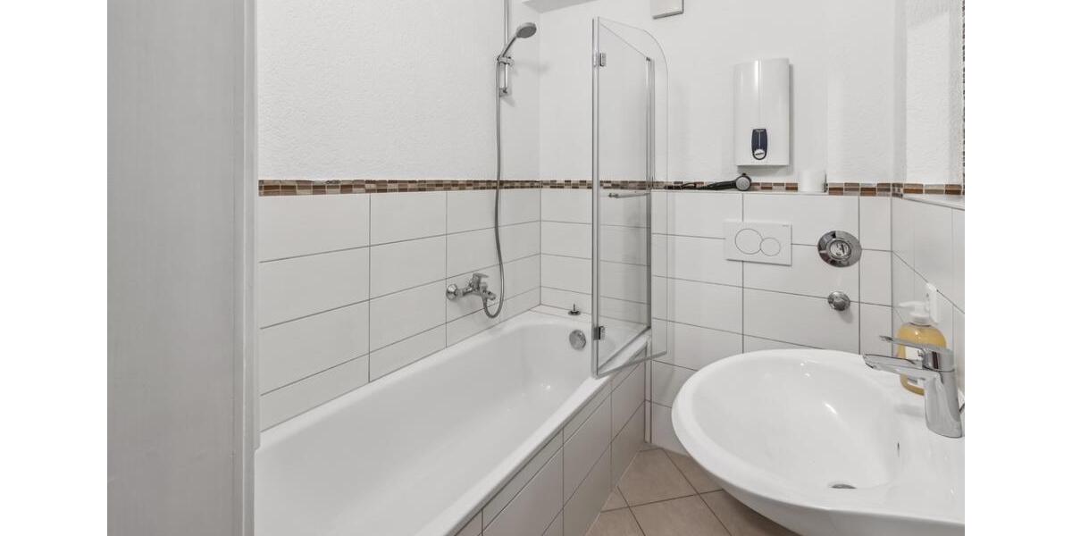 Monteurwohnung Wolfsburg – Free Coffee, WiFi & Parking: 4 zimmer