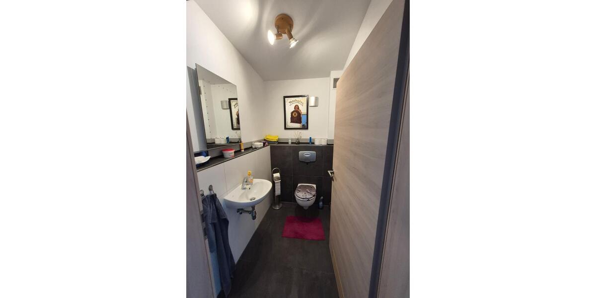 Einfamilienhaus Fürth Atzenhof - 3 Zimmer, 125 m&sup2;, 1.300&euro; | Angebot:26272540