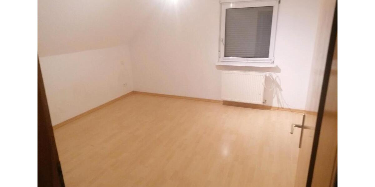 Einfamilienhaus Klingenmünster - 5 Zimmer, 130 m&sup2;, 1.350&euro; | Angebot:26016007