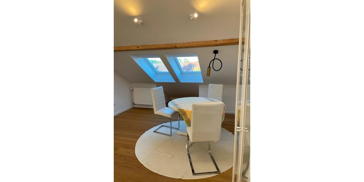 Dachgeschoßwohnung Karlsruhe Knielingen - 2.5 Zimmer, 55 m&sup2;, 1.200&euro; | Angebot:26540032
