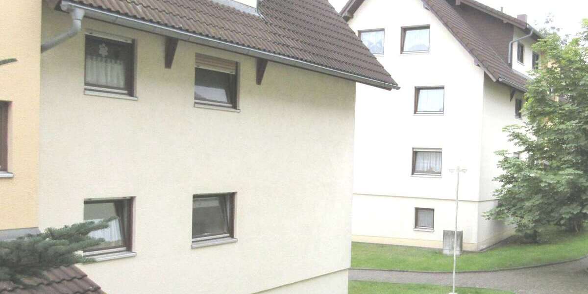 Etagenwohnung Schönheide - 3 Zimmer, 67 m&sup2;, 439&euro; | Angebot:27175651