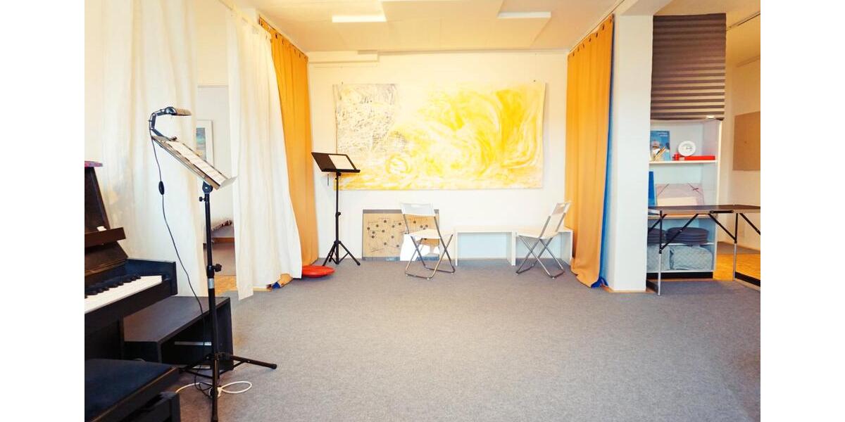 Dachgeschoßwohnung Zierenberg - 2 Zimmer, 72 m&sup2;, 650&euro; | Angebot:26531124