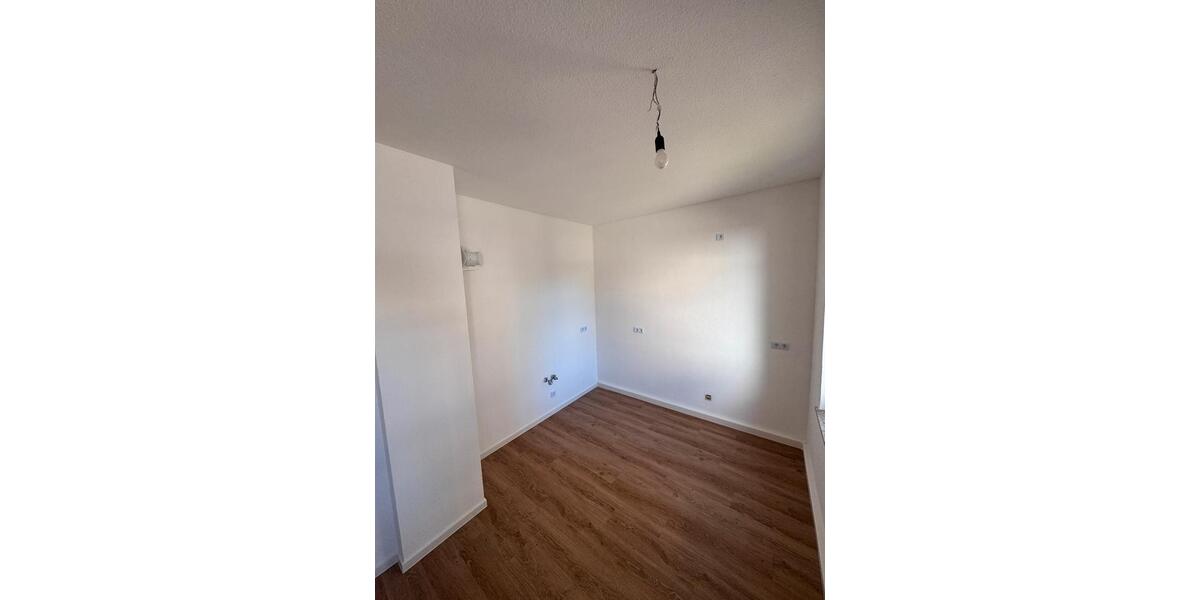 Erdgeschoßwohnung Bautzen - 4 Zimmer, 106 m&sup2;, 950&euro; | Angebot:25882710