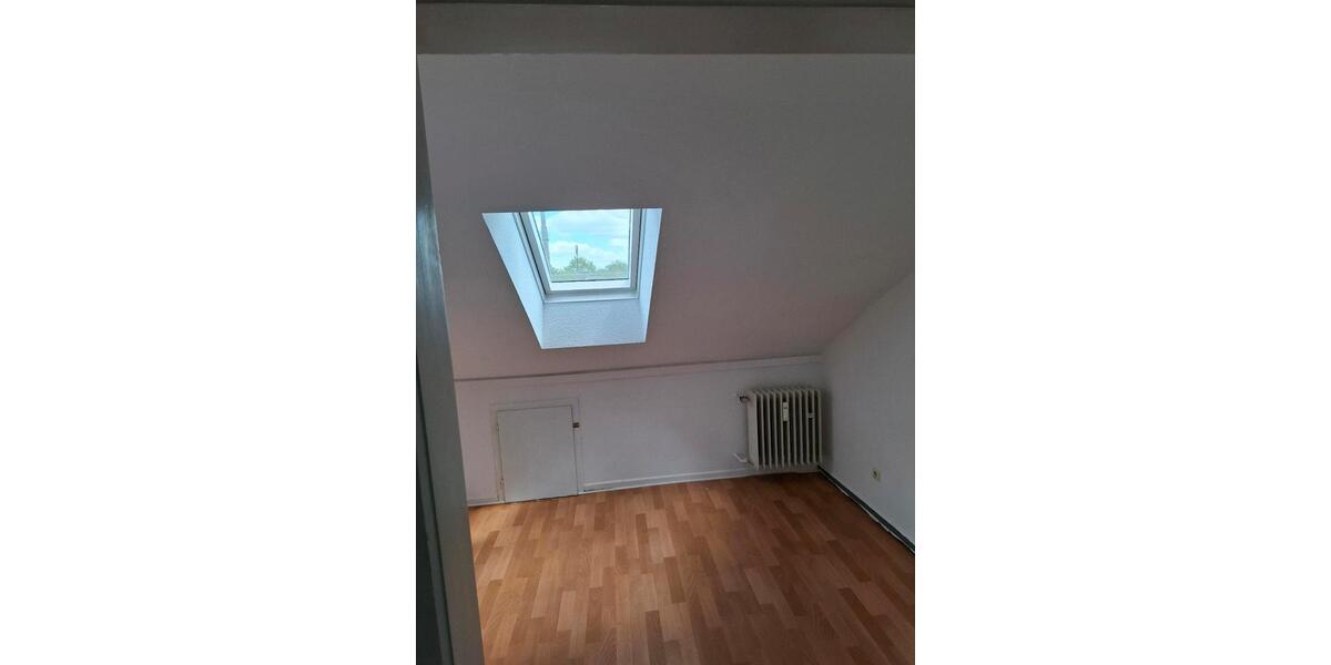 Dachgeschoßwohnung Korbach - 1 Zimmer, 55 m&sup2;, 445&euro; | Angebot:26086308