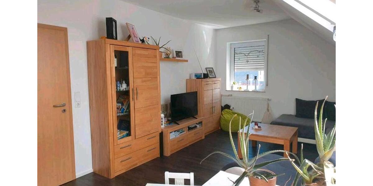 Dachgeschoßwohnung Apen - 3 Zimmer, 70 m&sup2;, 695&euro; | Angebot:26600936