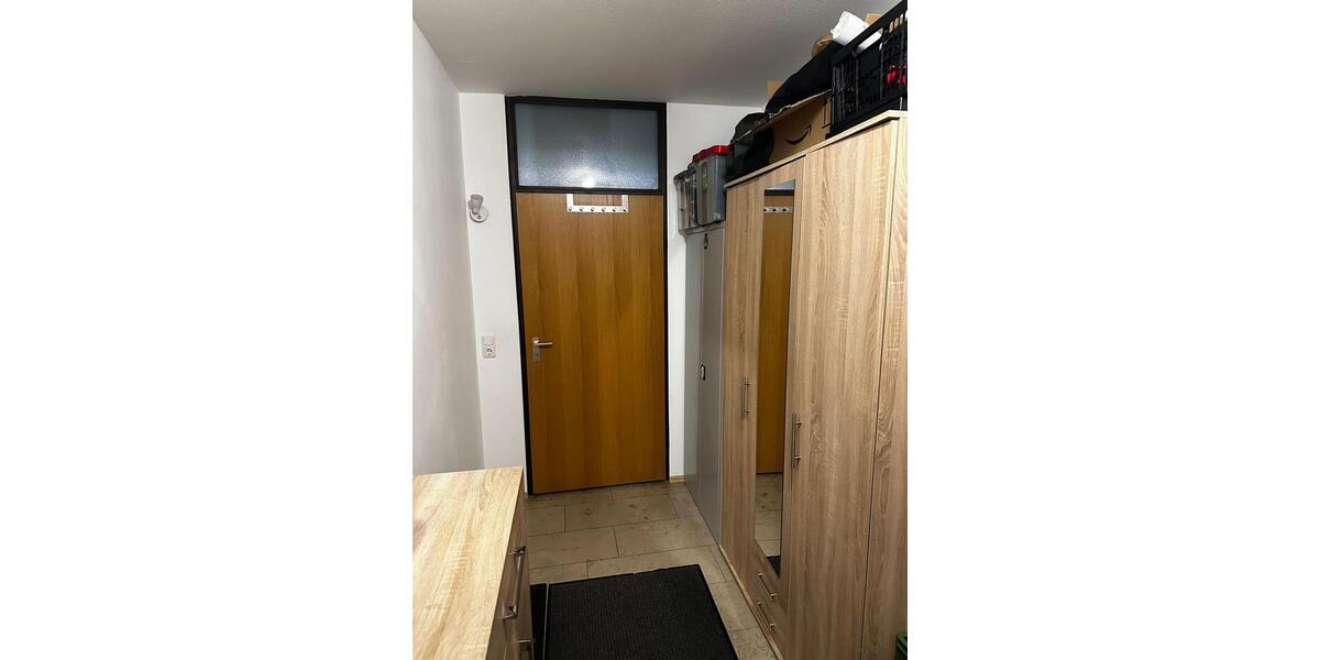 Erdgeschoßwohnung Hollfeld - 2 Zimmer, 97 m&sup2;, 650&euro; | Angebot:24524281
