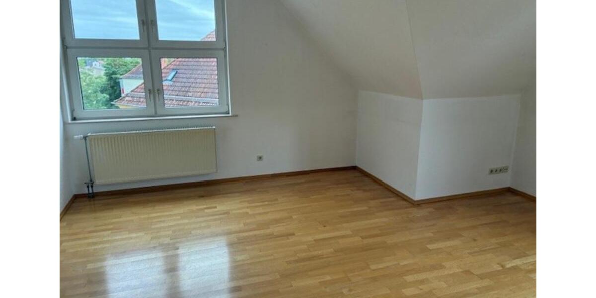Dachgeschoßwohnung Schönebeck (Elbe) - 4 Zimmer, 83 m&sup2;, 558&euro; | Angebot:22444419