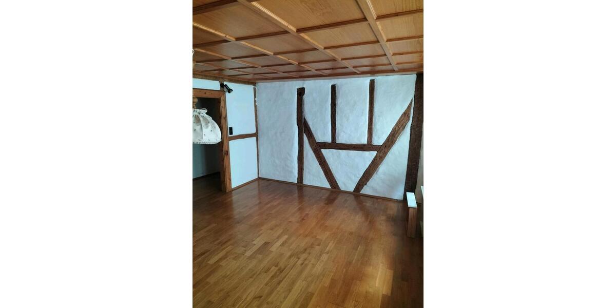 Etagenwohnung Rothenburg ob der Tauber - 2 Zimmer, 95 m&sup2;, 800&euro; | Angebot:26516493