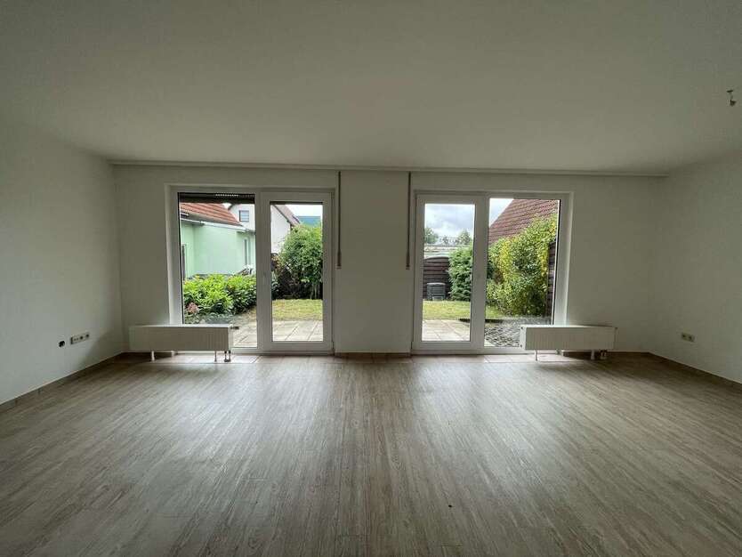 Familien aufgepasst! Schöne Doppelhaushälfte mit Keller + Stellplatz nahe Halle (Saale)! 4 zimmer