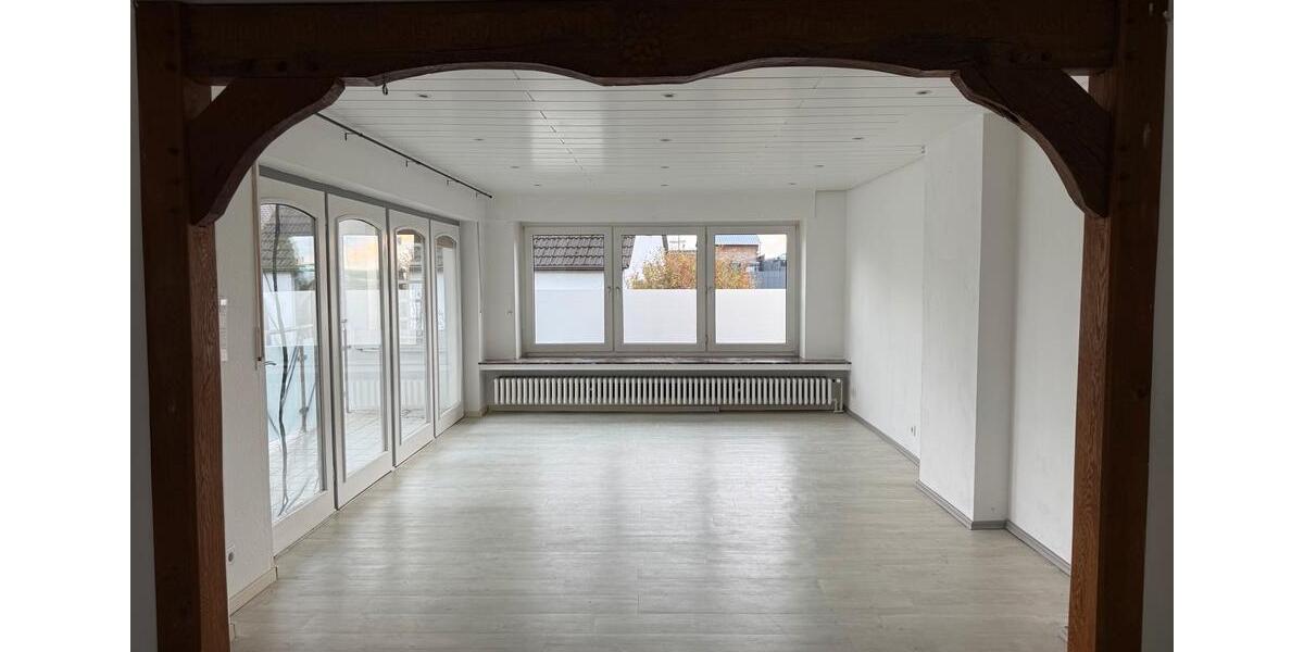 90-m²-Wohnung in Lemgo – Balkon und Stellplätze inklusive 3 zimmer