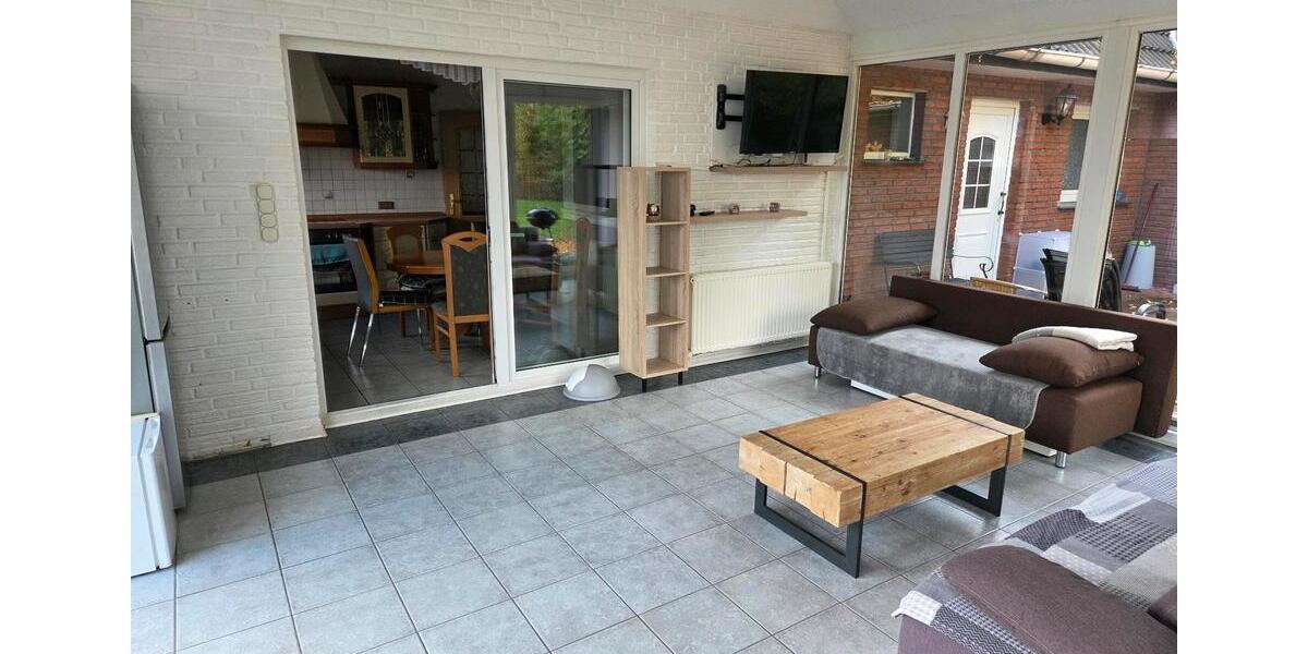 Erdgeschoßwohnung Papenburg - 4 Zimmer, 155 m&sup2;, 550&euro; | Angebot:25385588