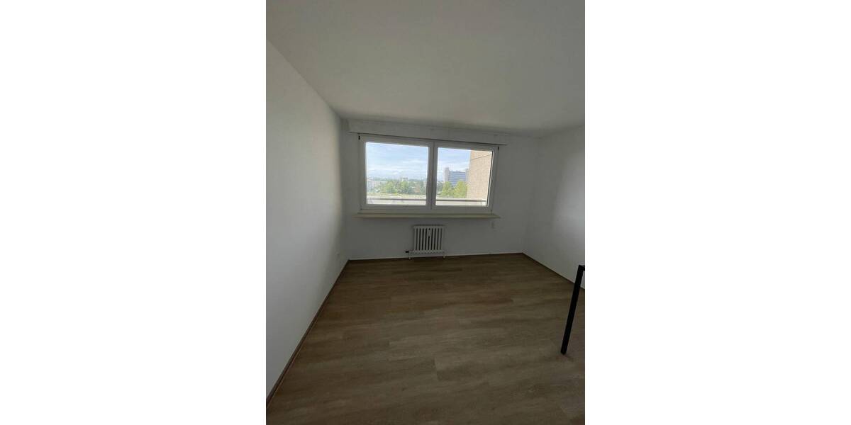 Etagenwohnung Darmstadt - Kranichstein Kranichstein - 4 Zimmer, 93 m&sup2;, 1.300&euro; | Angebot:26824071