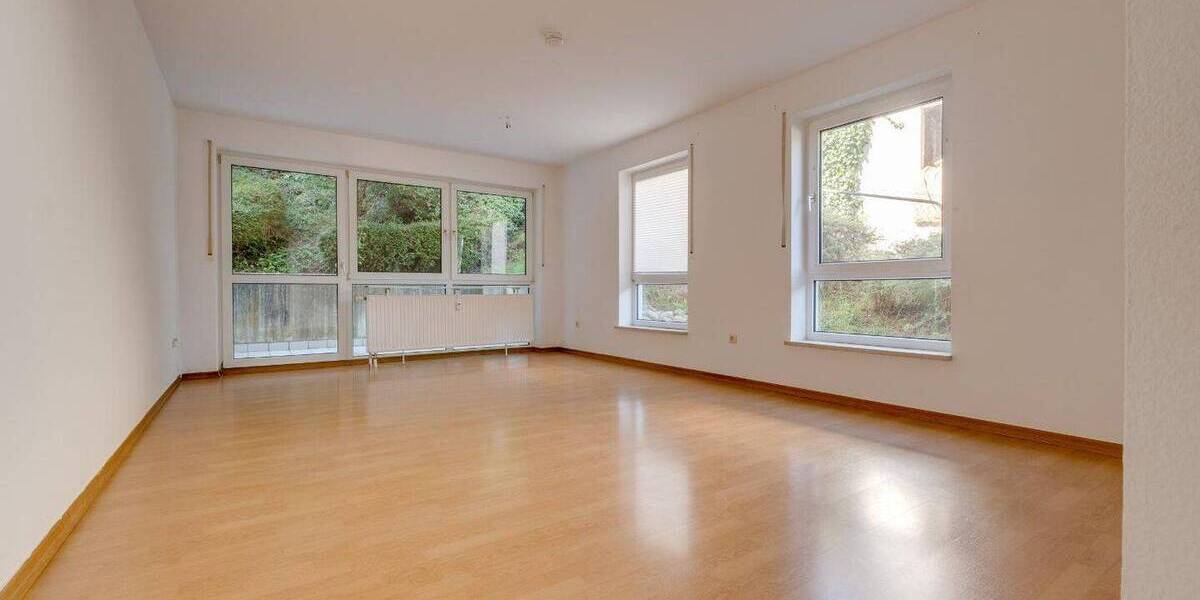 Etagenwohnung Höchberg - 2 Zimmer, 61 m&sup2;, 720&euro; | Angebot:26108134