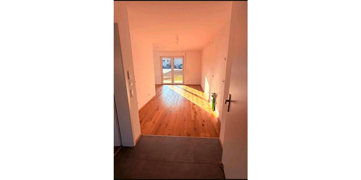 Etagenwohnung Cham - 2 Zimmer, 50 m&sup2;, 680&euro; | Angebot:25293824