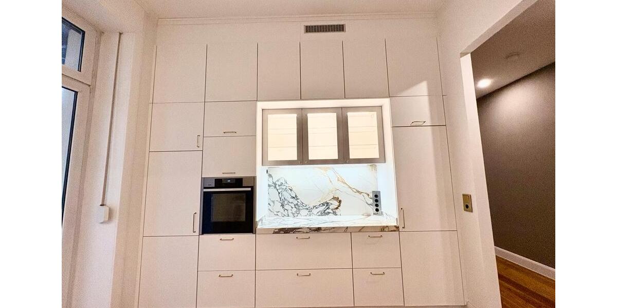 Hochparterre Wiesbaden Klarenthal - 4 Zimmer, 132 m&sup2;, 1.980&euro; | Angebot:25045916