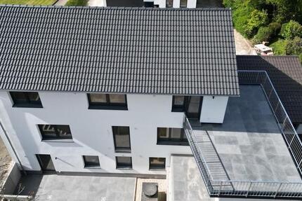 Wohnung Monheim - 3 Zimmer, 110 m&sup2;, 1.150&euro; | Angebot:26413703