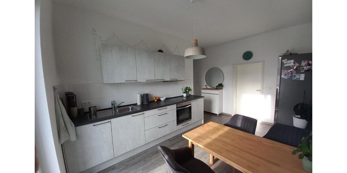 Wundervolle, innenstadtnahe 2-Zi.-Whg. mit großem Balkon 2 zimmer