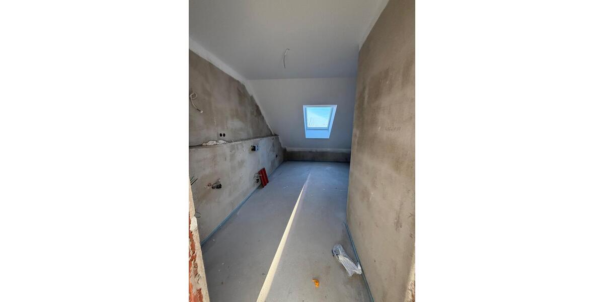 4 Zimmer DG Wohnung Neubau Erstbezug Hilpoltstein - Solar 4 zimmer