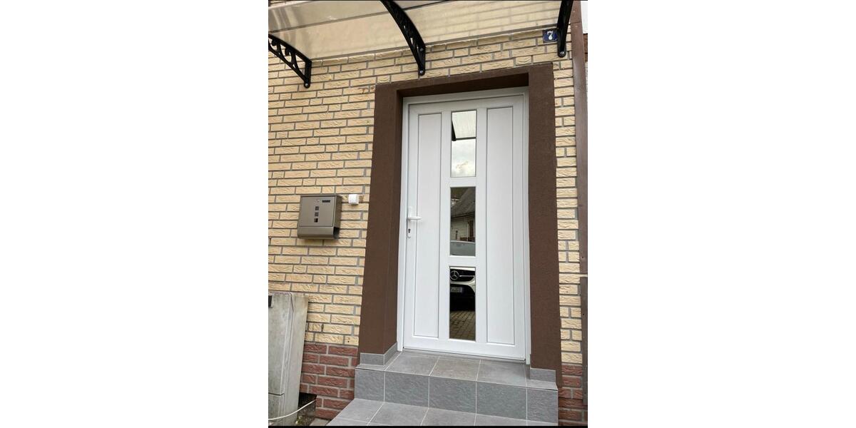 EFH, 5 ZKB , 140qm , 2 Bäder , 2 Parkplätze zu vermieten 2 zimmer