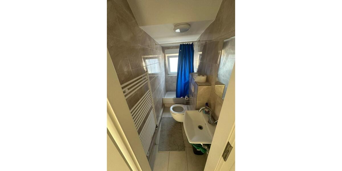 Wohnen auf Zeit Mannheim Herzogenried - 9 Zimmer, 70 m&sup2;, 300&euro; | Angebot:26671207