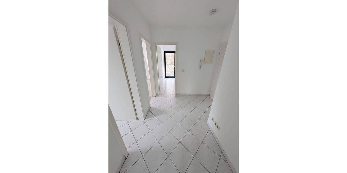 Etagenwohnung Zwickau Marienthal - 2 Zimmer, 47 m&sup2;, 360&euro; | Angebot:26763898