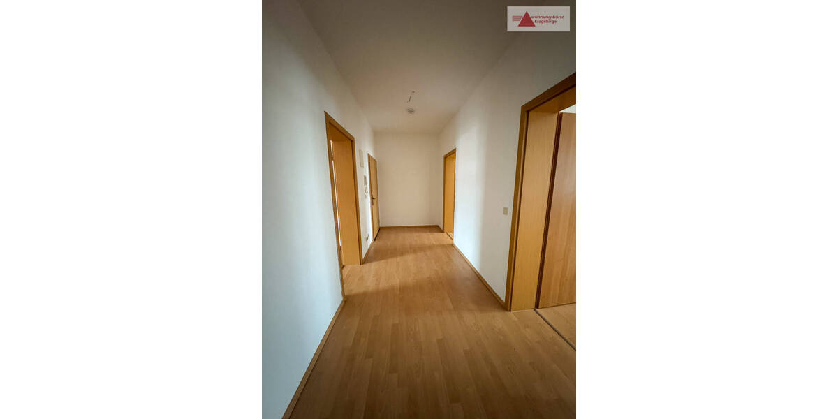 Etagenwohnung Aue Aue - 5 Zimmer, 141 m&sup2;, 700&euro; | Angebot:26156692