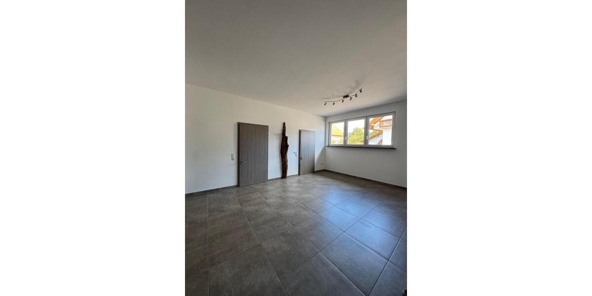 Erdgeschoßwohnung Gemünden am Main - 3 Zimmer, 110 m&sup2;, 900&euro; | Angebot:26440981