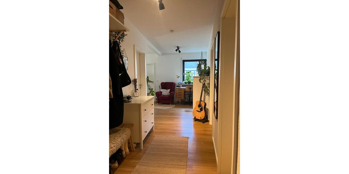 Etagenwohnung Würzburg - 2.5 Zimmer, 78 m&sup2;, 1.170&euro; | Angebot:26047306