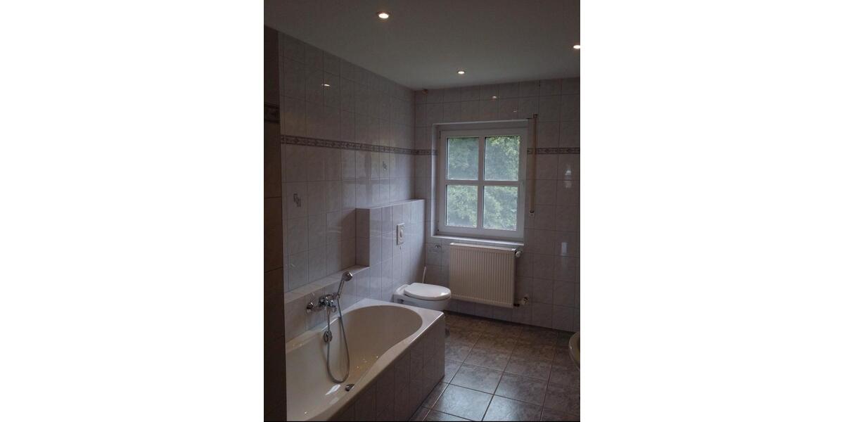 Dachgeschoßwohnung Gronau (Westfahlen) - 2 Zimmer, 70 m&sup2;, 645&euro; | Angebot:26048057