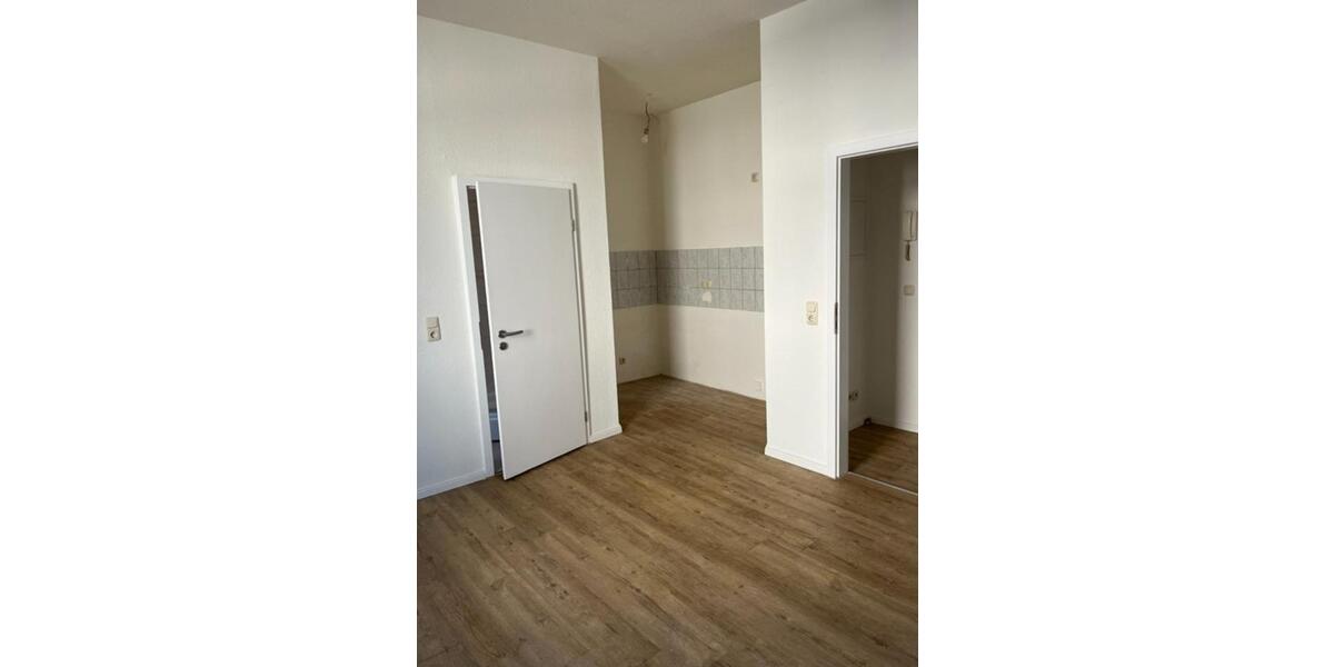 Erdgeschoßwohnung Waren (Müritz) - 1 Zimmer, 35 m&sup2;, 398&euro; | Angebot:25787021