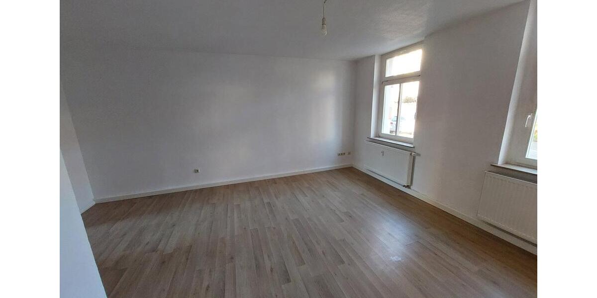 Etagenwohnung Roßwein - 1 Zimmer, 39 m&sup2;, 205&euro; | Angebot:25375179