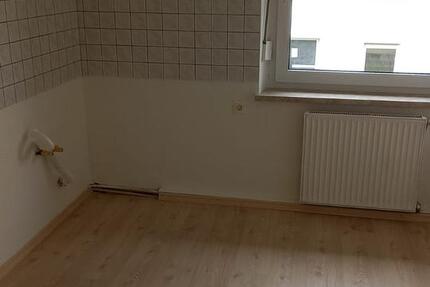 Neu renovierte 2 Zimmer Wohnung in Neustadt bei Coburg ab sofort 2 zimmer