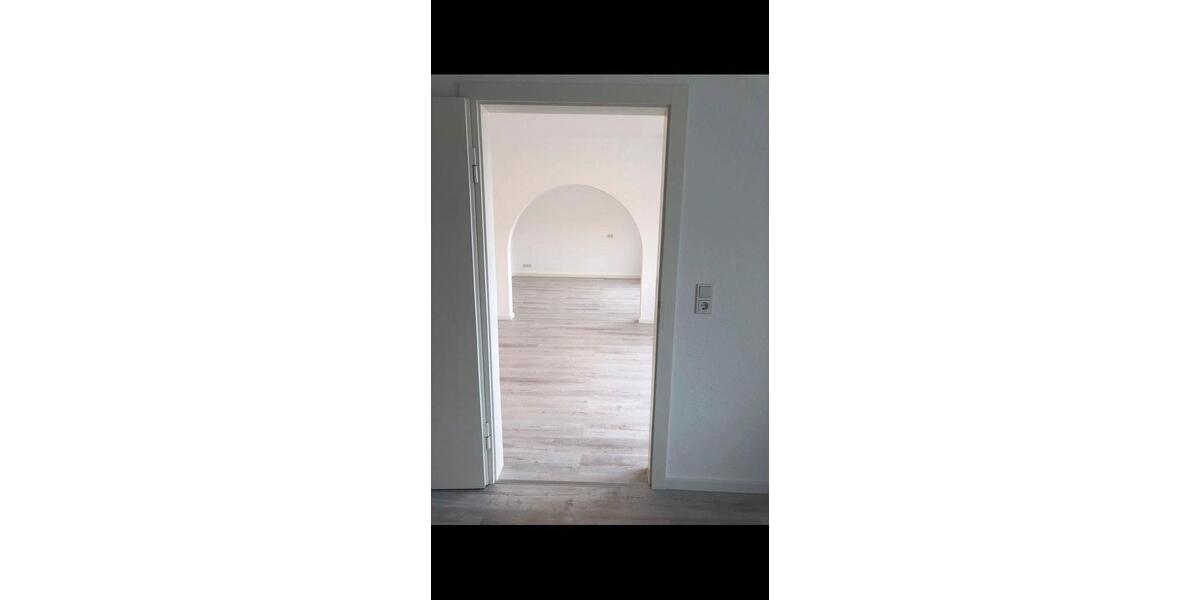 Etagenwohnung Neunkirchen - 4 Zimmer, 90 m&sup2;, 700&euro; | Angebot:26519225